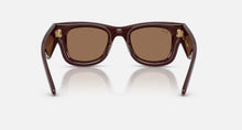 Load image into Gallery viewer, Wayfarer Puffer
