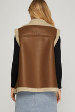 Load image into Gallery viewer, BONDED FAUX LEATHER AND FAUX SHEARLING VEST WITH SIDE POCKETS
