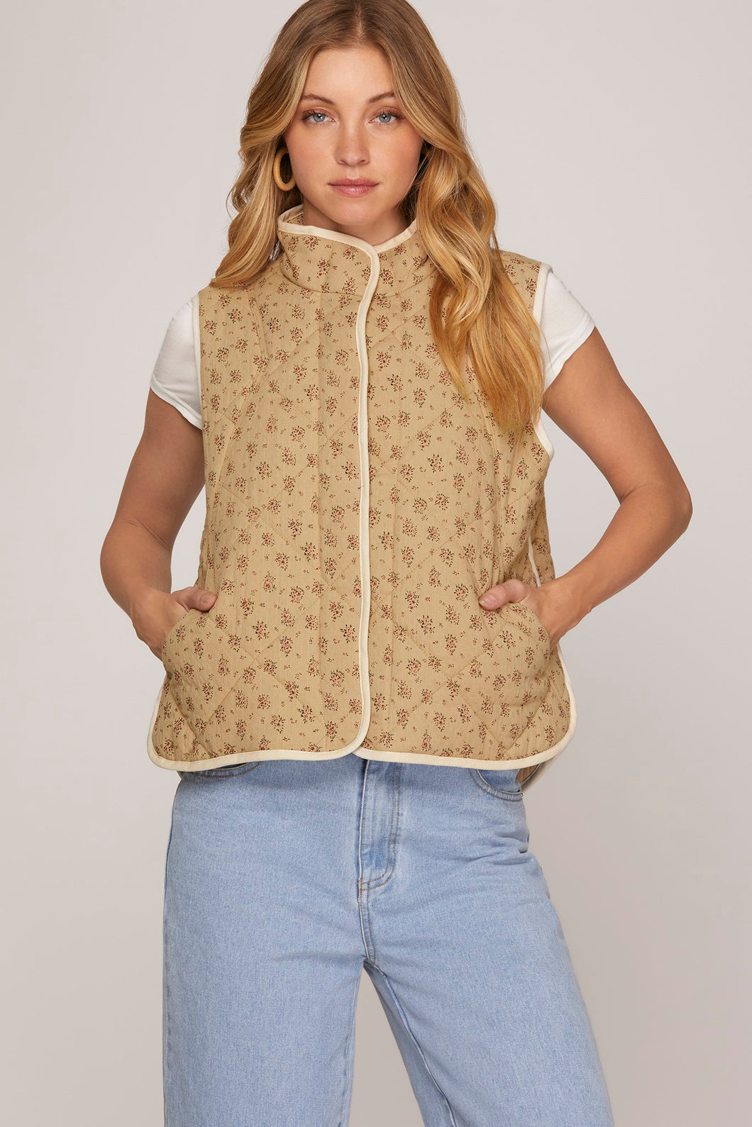 FLORAL PRINT QUILTED VEST WITH CONTRAST BINDING AND POCKETS