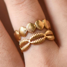 Load image into Gallery viewer, Shell Ring
