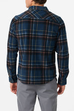 Load image into Gallery viewer, GLACIER PLAID SUPERFLEECE
