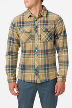 Load image into Gallery viewer, GLACIER PLAID SUPERFLEECE
