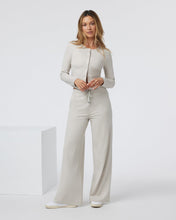 Load image into Gallery viewer, Halo Essential Wideleg
