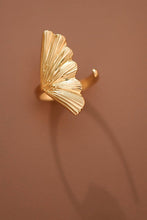 Load image into Gallery viewer, Ginkgo Leaf Ring
