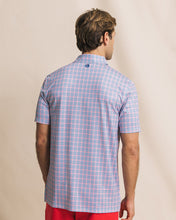 Load image into Gallery viewer, M SS Driver Surfside Retreat Plaid Polo

