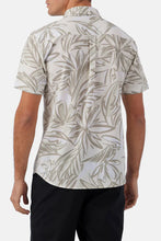 Load image into Gallery viewer, TRVLR UPF TRAVERSE STANDARD SHIRT
