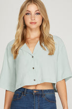 Load image into Gallery viewer, Short Sleeve Woven Button Down Crop Top
