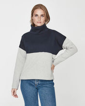 Load image into Gallery viewer, Elin WindProof Navy/Lt Grey
